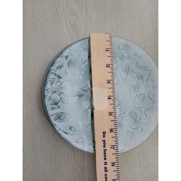 PLATES-Frosted White-Clear Glass-Floral-Salad/Bread/Appetizer/Buffet-Set of 2 - Picture 7 of 10